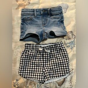 Bundle of Two Toddler Girls Size 3T Shorts